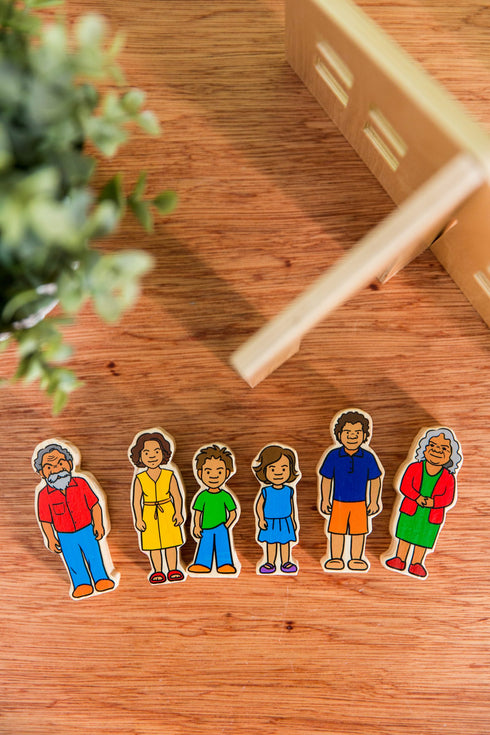 THE FRECKLED FROG - Indigenous Family - Wooden Set of 6